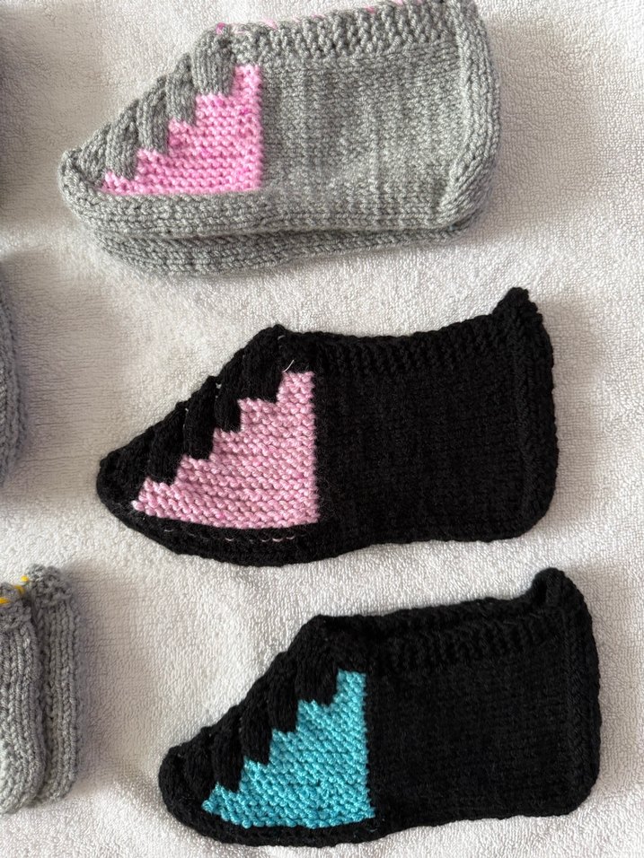 Renkli Örgü  Patikleri - Görsel 4