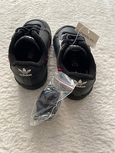 21 Beden Adidas çocuk