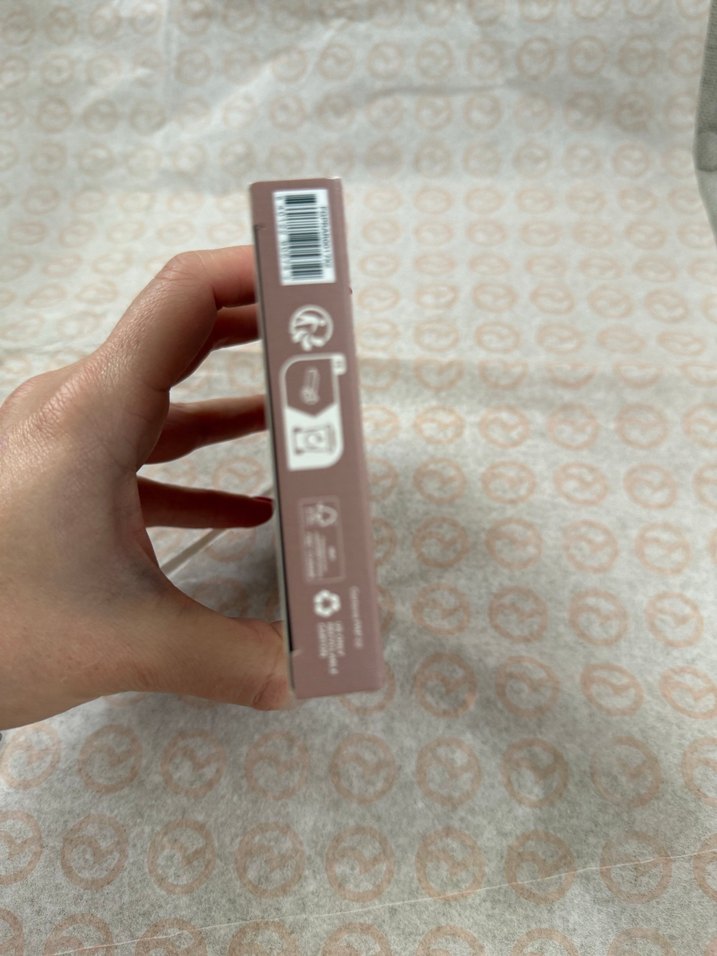 Nemlendirici Göz Altı Yamaları - Rare Beauty - Görsel 3