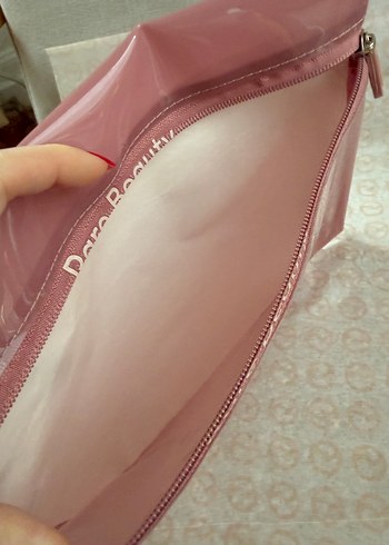 Rare Beauty Makyaj Çantası - Görsel 5