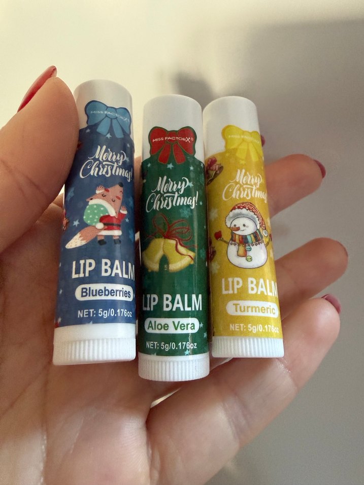 Mavi Yaban Mersini ve Zerdeçal Aromalı Dudak Balmı - Görsel 2