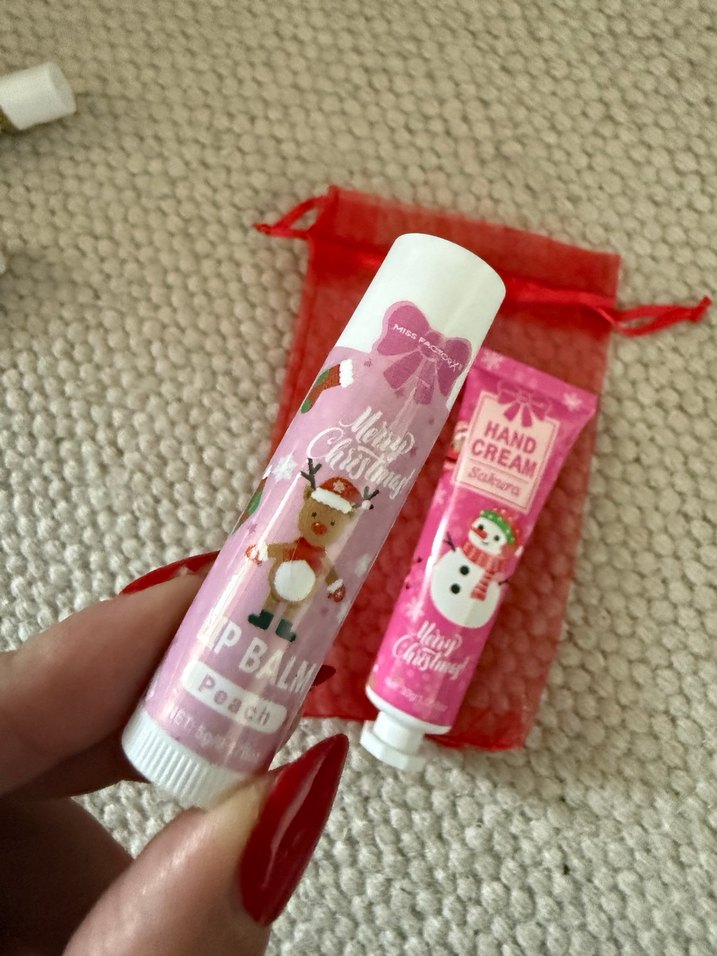 Sakura El Kremi ve Dudak Balmı Seti - Görsel 3