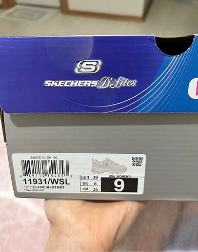 39 Beden beyaz Renk Skechers D'Lites
