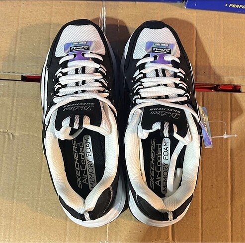 37 Beden Skechers D'Lite