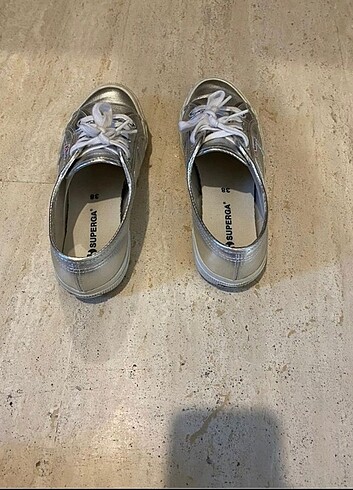 Superga ayakkabı