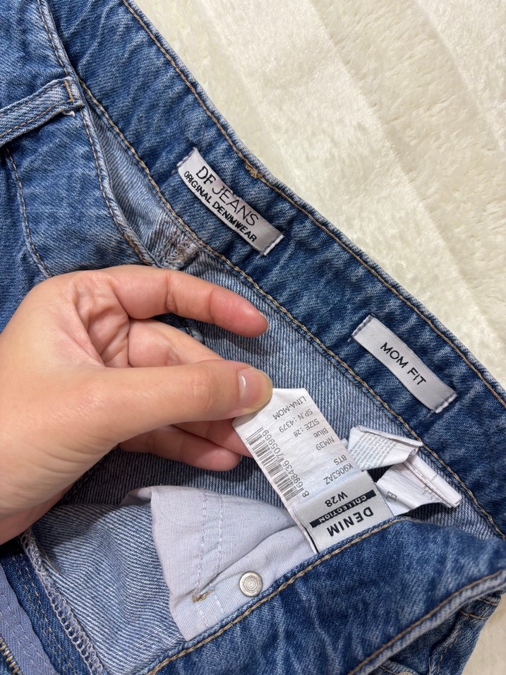 Defacto Lina Mom Fit Yüksek Bel 28 Beden Jean - Görsel 5