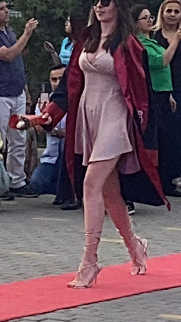 Bej Saten V Yakalı Shein Elbise - Görsel 3