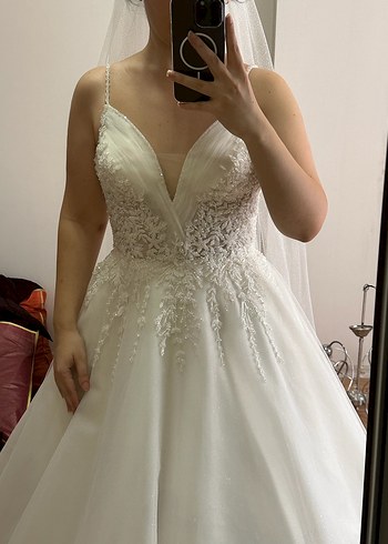 Bir kere giyildi - sorunsuz gelinlik - 36/38 bedene uyumlu - Görsel 4