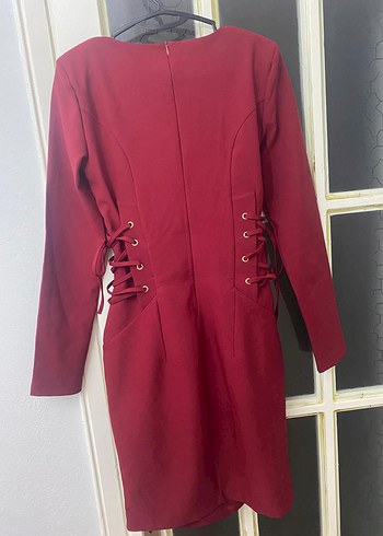 36 Beden Trendyolmilla Bordo Kare Yaka Kısa Kadın Elbise