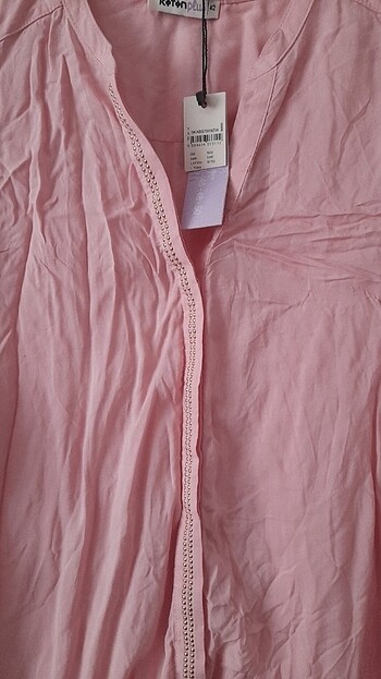 Koton seker pembe pullu gömlek  - Görsel 3