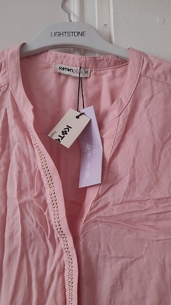 Koton seker pembe pullu gömlek  - Görsel 6