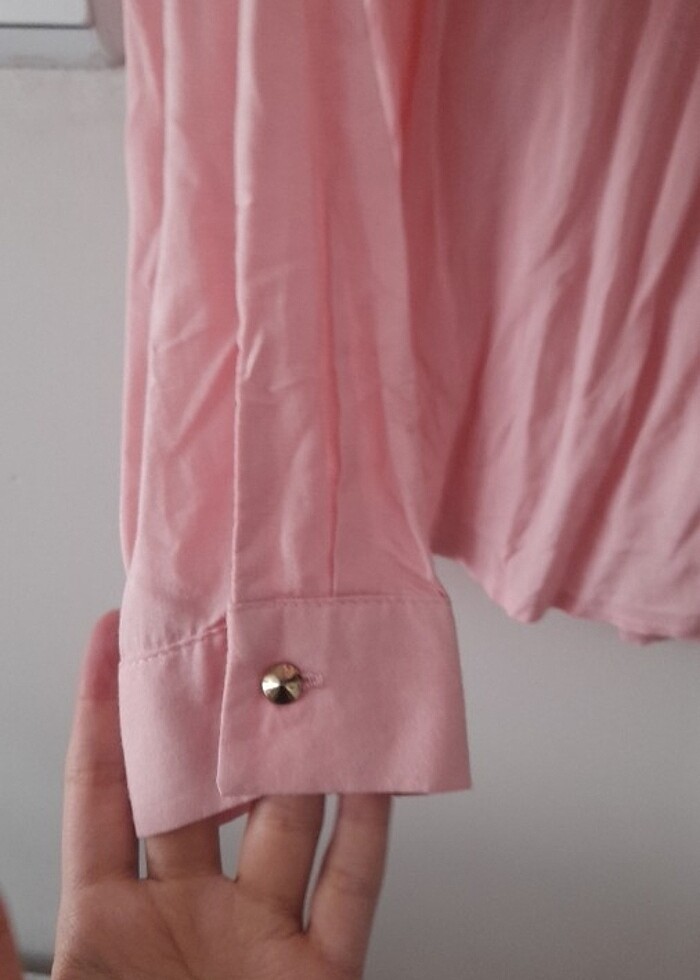 Koton seker pembe pullu gömlek  - Görsel 4