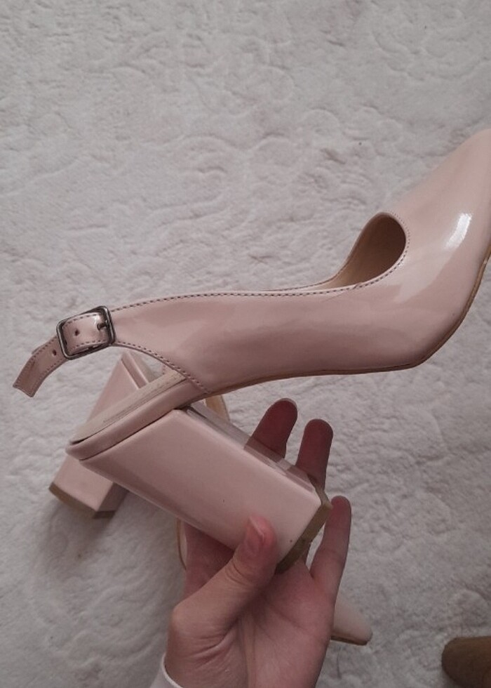 Pudra rengi topuklu ayakkabı  - Görsel 4