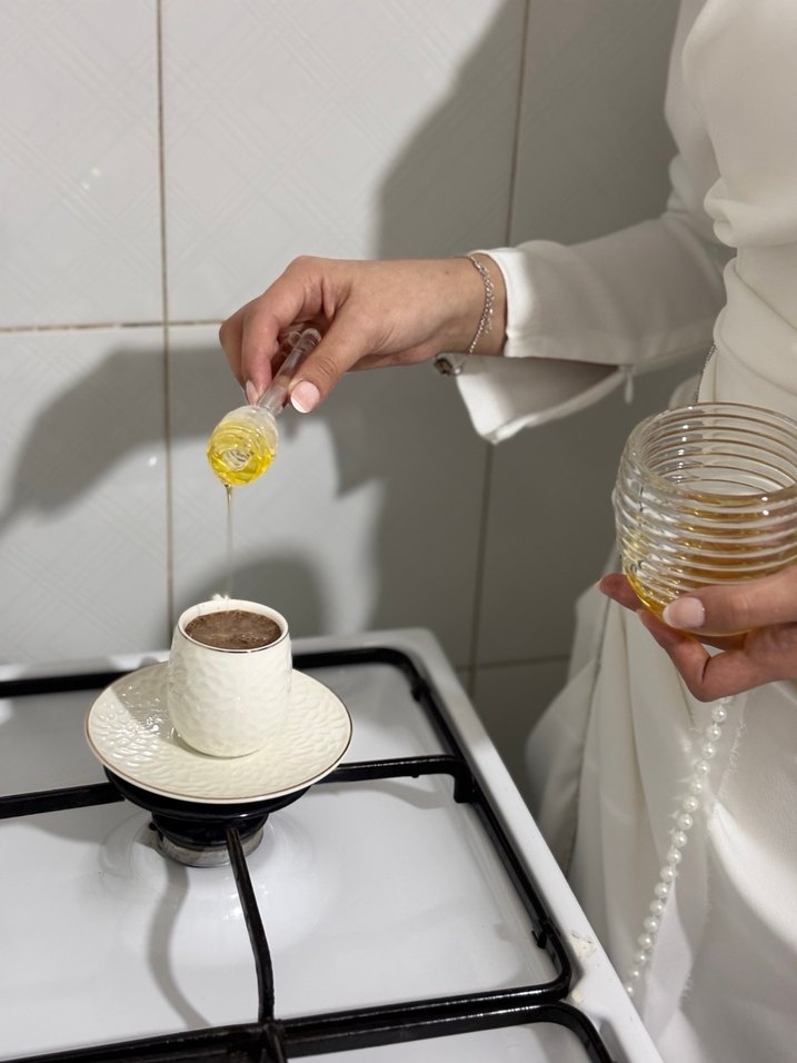 Drapeli Beyaz Uzun Kadın Elbise nikah elbisesi - Görsel 4