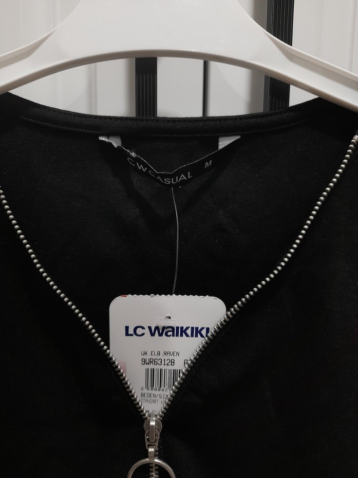 Zincir Detaylı Siyah Uzun Kollu Midi Elbise - Görsel 3