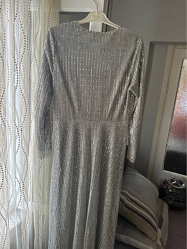 42 beden gri pullu abiye - Görsel 3