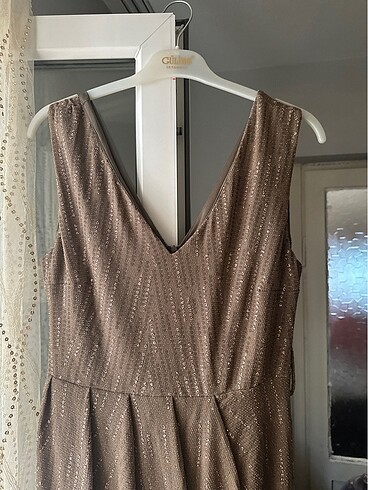 Gold elbise - Görsel 2