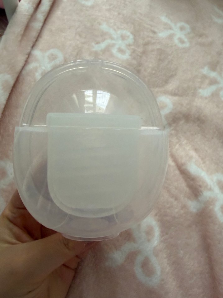 Lansinoh Mor Taşınabilir Göğüs Pompası - Görsel 3