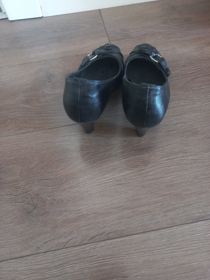 Siyah Tokalı Kadın Topuklu Babet - Görsel 2