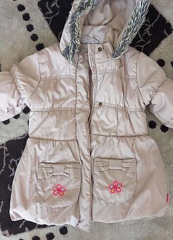 LC Waikiki Çocuk mont 4 5 yaş