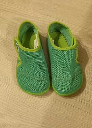 24 Beden Decathlon uniseks deniz ayakkabisi 24 25 numara