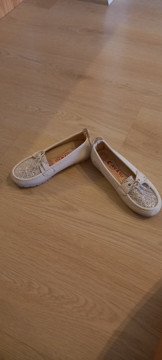 Kız Çocuk Beyaz Yılan Desenli Bağcıklı Loafer - Görsel 2