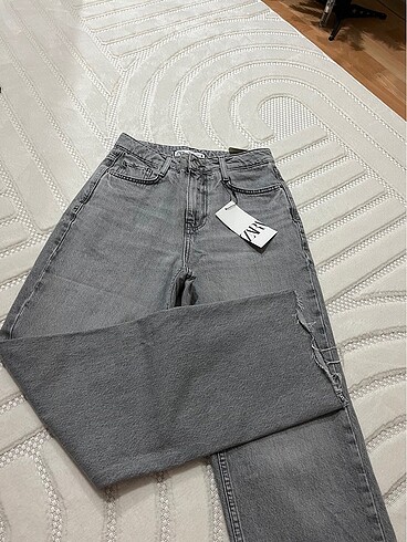 Zara Zara straight leg hıgh waist Jean