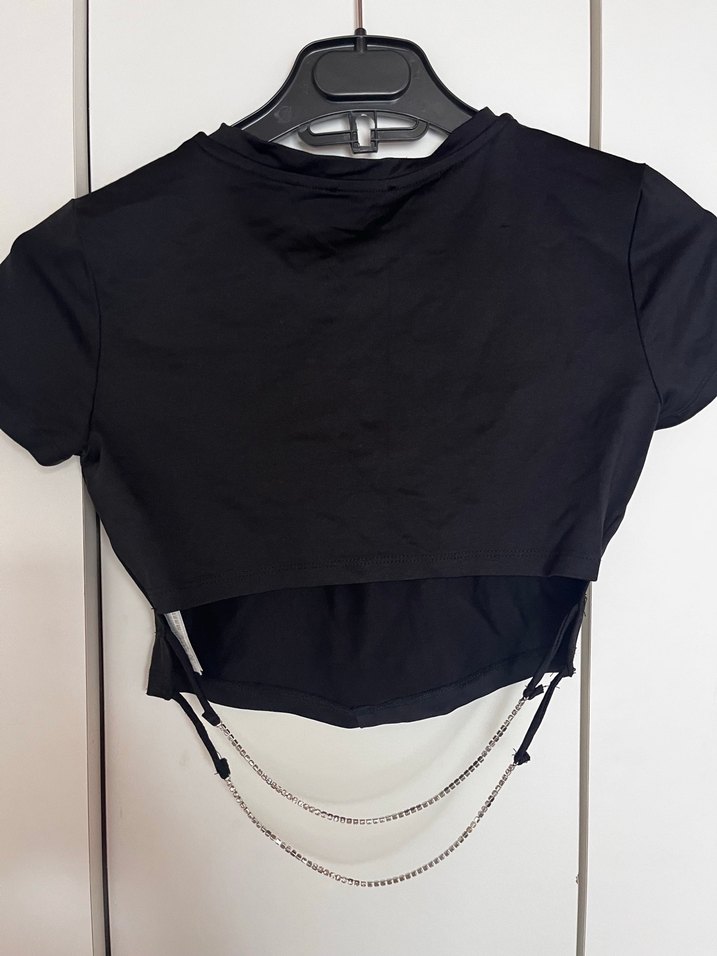 Siyah Kısa Kollu Crop Top - Görsel 2