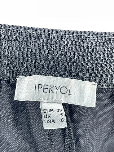 36 Beden siyah Renk ipekyol Kumaş Pantolon %70 İndirimli.