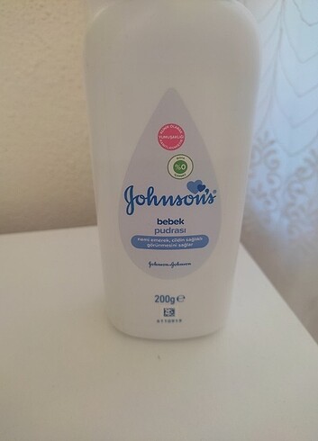 Johnson's Baby Bebek pudrası