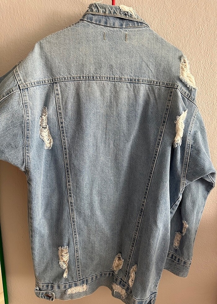 Uzun Yırtık Kot Ceket - Görsel 4