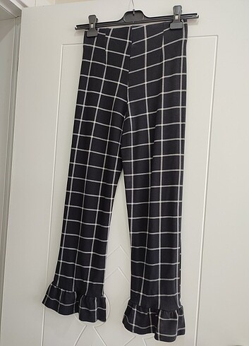 34 Beden Siyah pantolon