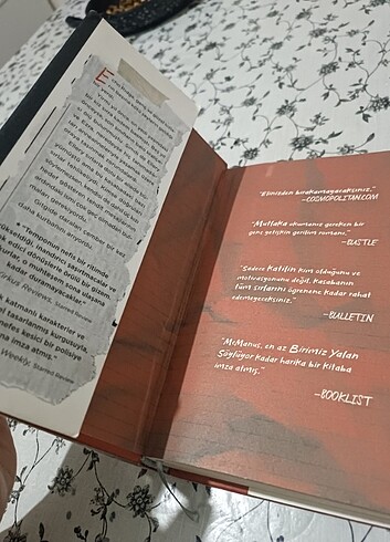  Beden Renk Sadece ölüler sır tutabilir 