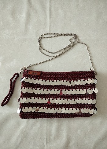 Bordo Zincir Detaylı bir 1gümüş pullu Örgü Kadın Çapraz Çanta