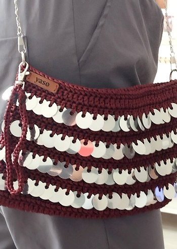 Beden Bordo Zincir Detaylı bir 1gümüş pullu Örgü Kadın Çapraz Çanta