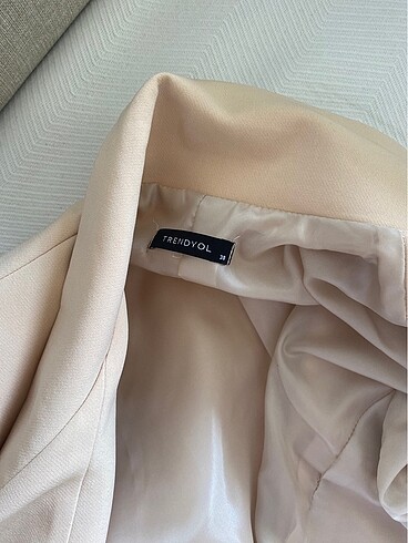 l Beden ten rengi Renk krem blazer ceket