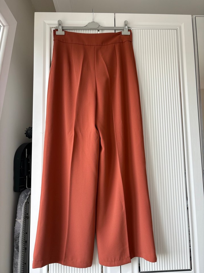 Kadın Rahat Kesim Pilili Pantolon - Görsel 4