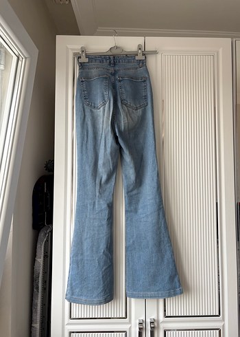 Kadın Mavi Bol Kesim Midi Kot Pantolon - Görsel 3