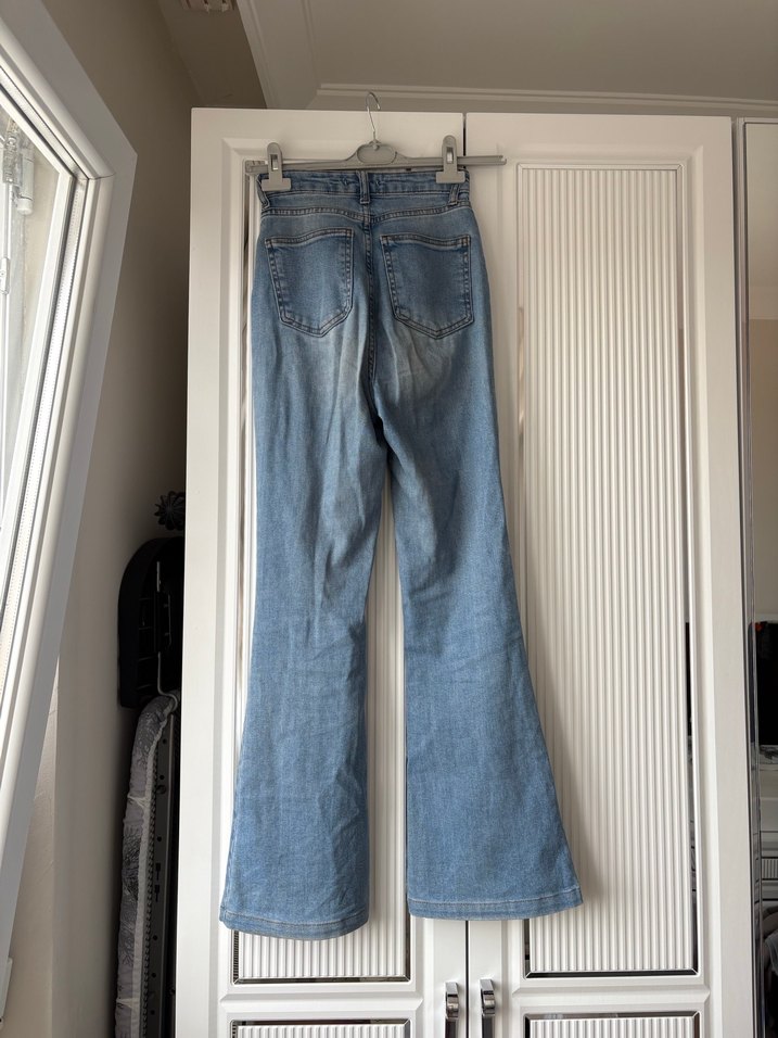 Kadın Mavi Bol Kesim Midi Kot Pantolon - Görsel 3