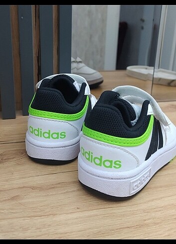 Adidas hoops bebek ayakkabı