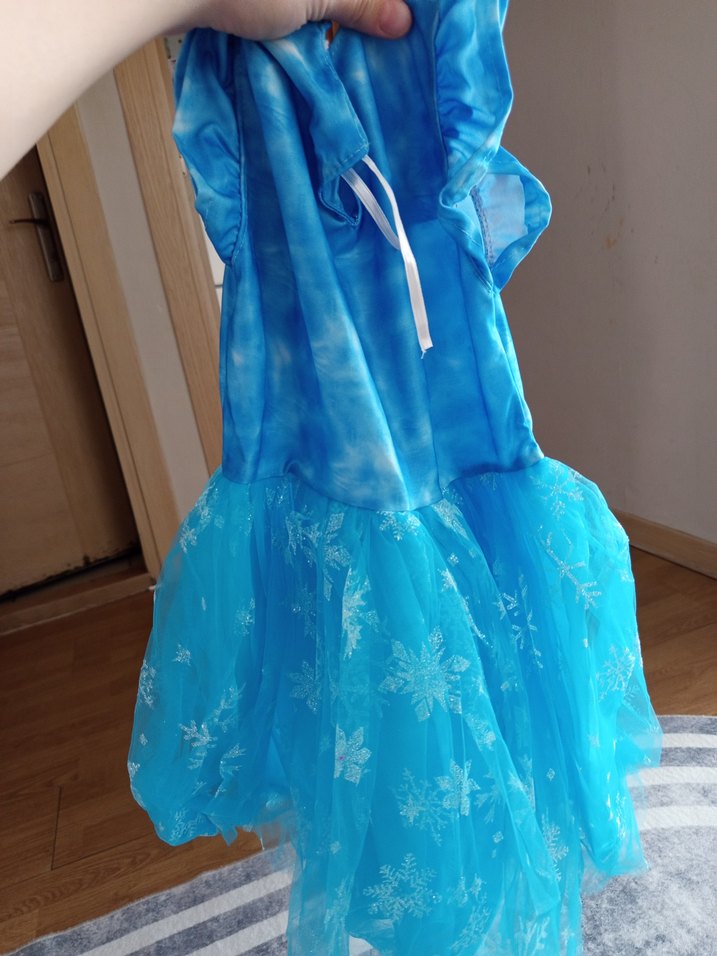 Elsa simli Elbise - Görsel 3