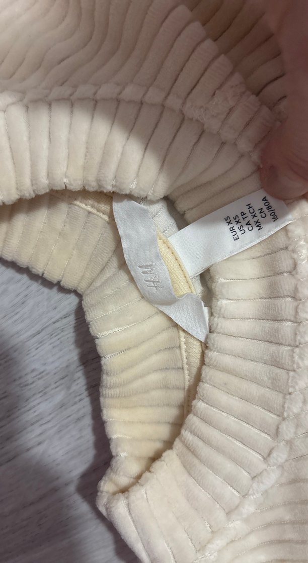 Bej Kadın Uzun Kollu Pilili Triko - Görsel 3