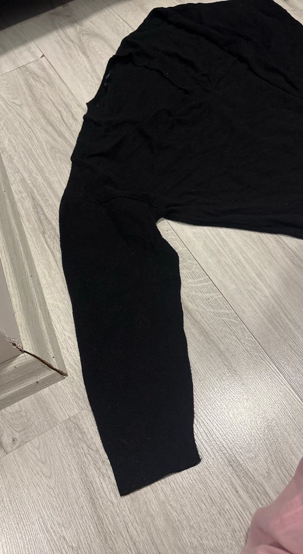 Düğmeli Siyah V Yakalı Kadın Kazak - Görsel 5