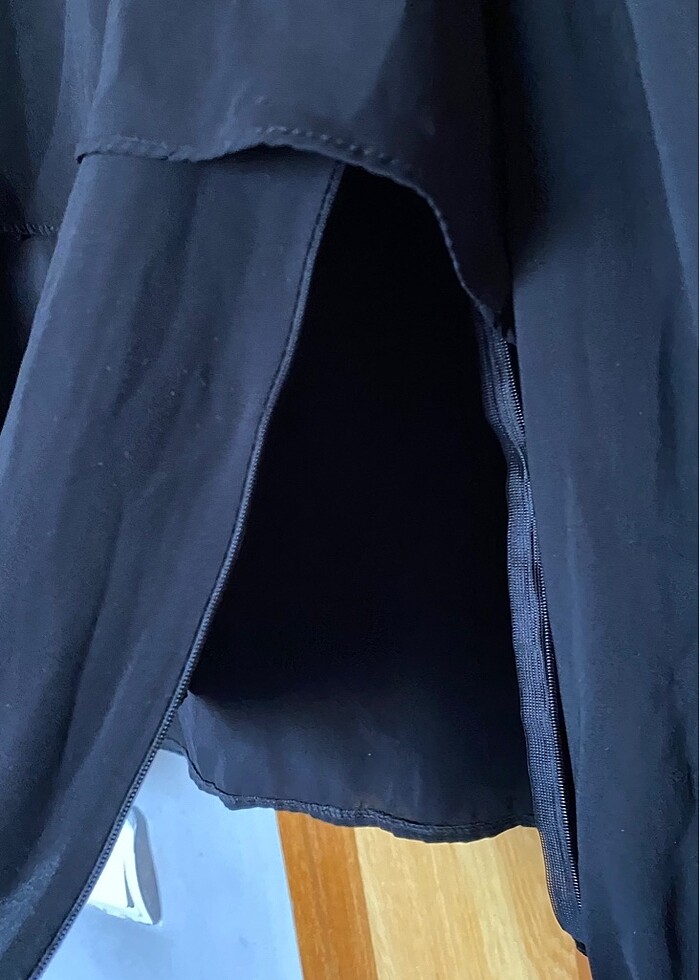 Yanları Fermuarlı Siyah Şık Gömlek - Görsel 3