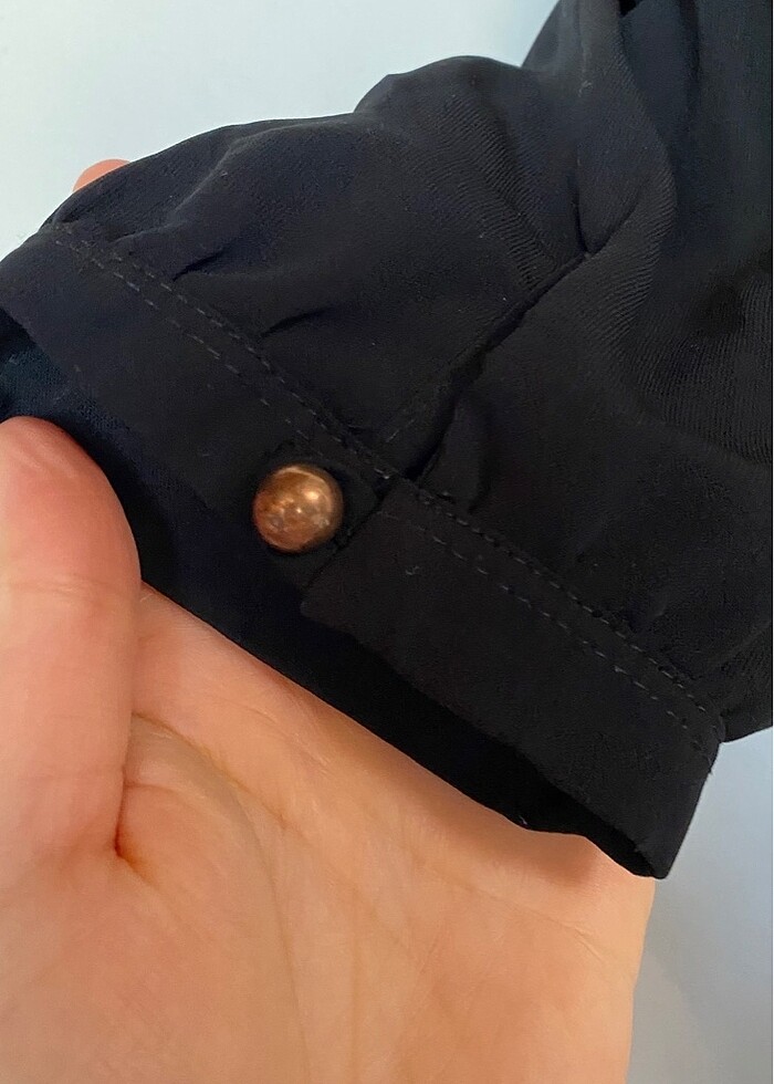 Yanları Fermuarlı Siyah Şık Gömlek - Görsel 4