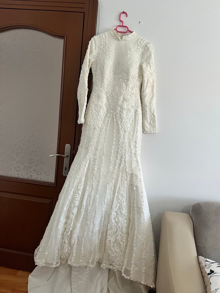 Dantel İşlemeli Uzun Kollu Balık Gelinlik - Görsel 5