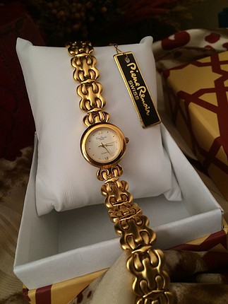 Pierre Renoir Swiss Altın Renkli Bayan Kol Saati Diğer Saat %20 İndirimli -  Gardrops