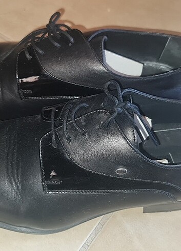 Siyah klasik ayakkabi