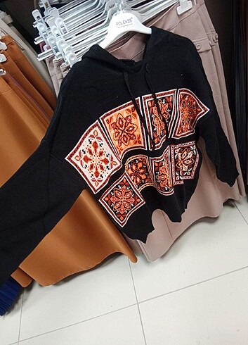 Yeni kapşonlu 