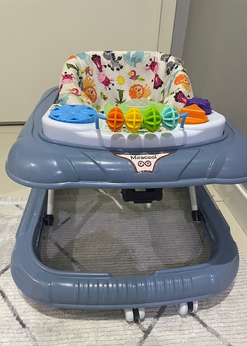 Renkli Desenli Gri Bebek Yürüteci - Görsel 3